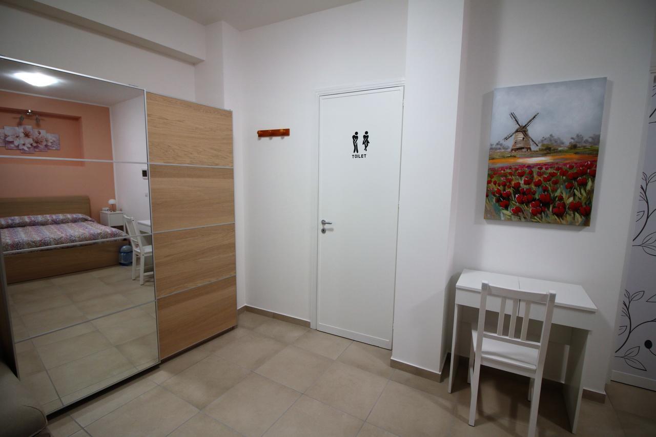 La Rosatea Bed & Breakfast Monreale Bagian luar foto