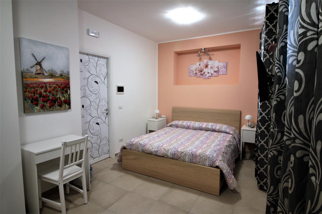 La Rosatea Bed & Breakfast Monreale Bagian luar foto