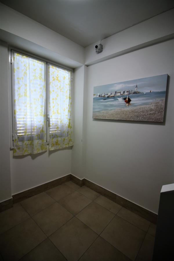 La Rosatea Bed & Breakfast Monreale Bagian luar foto