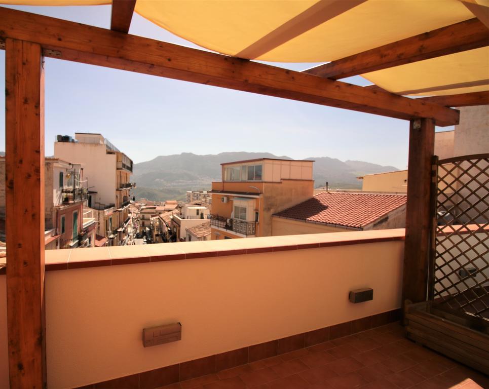 La Rosatea Bed & Breakfast Monreale Bagian luar foto